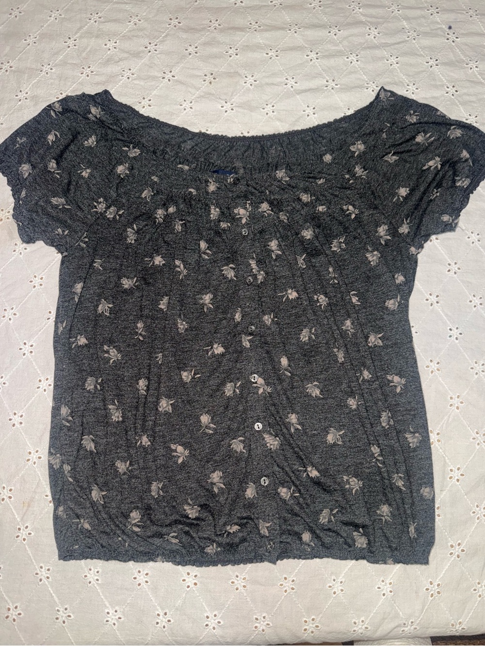 American Eagle Outfitters Dark Gray Floral Smocked Neck Short Sleeve Top
